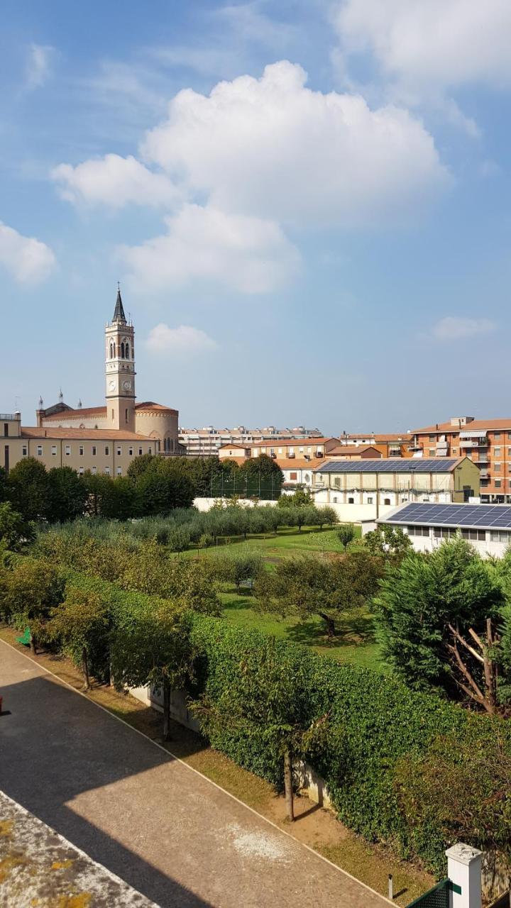 Santa Teresa House Hotel Verona Buitenkant foto