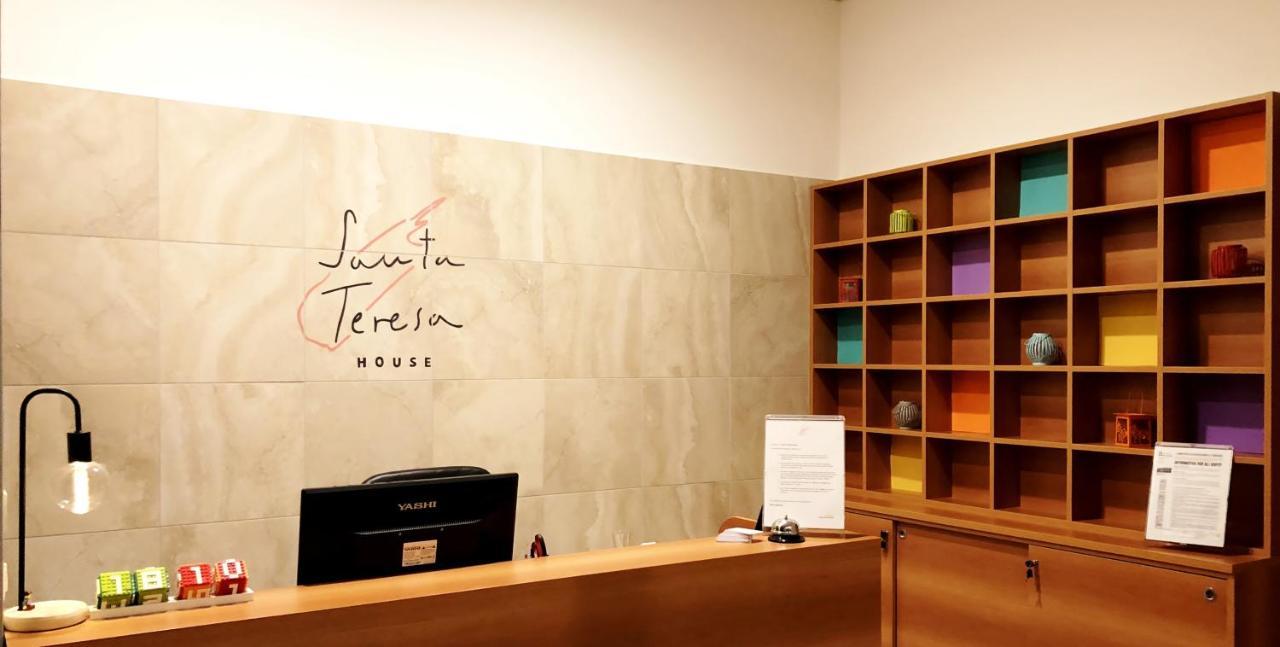 Santa Teresa House Hotel Verona Buitenkant foto