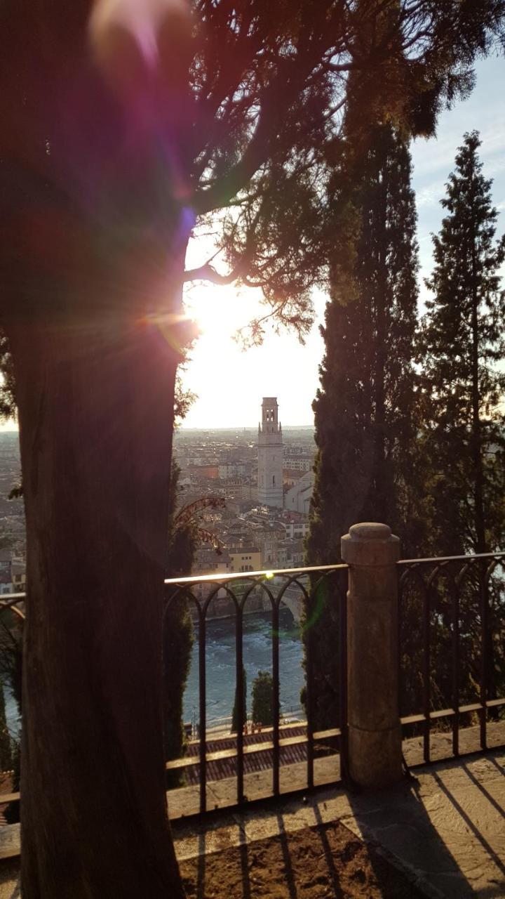 Santa Teresa House Hotel Verona Buitenkant foto